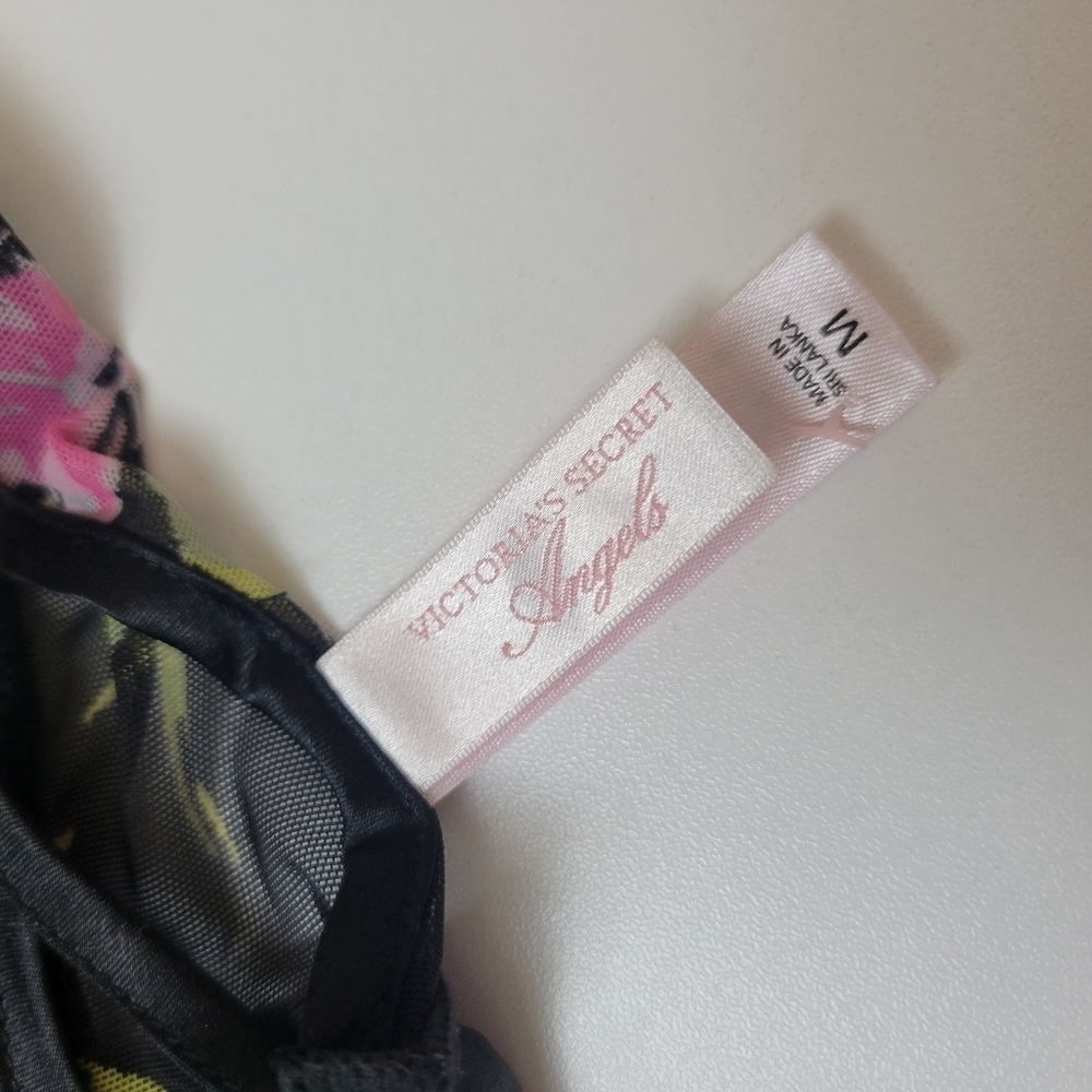 Victoria's secret lingerie sleepwear - Picture 5 of 7